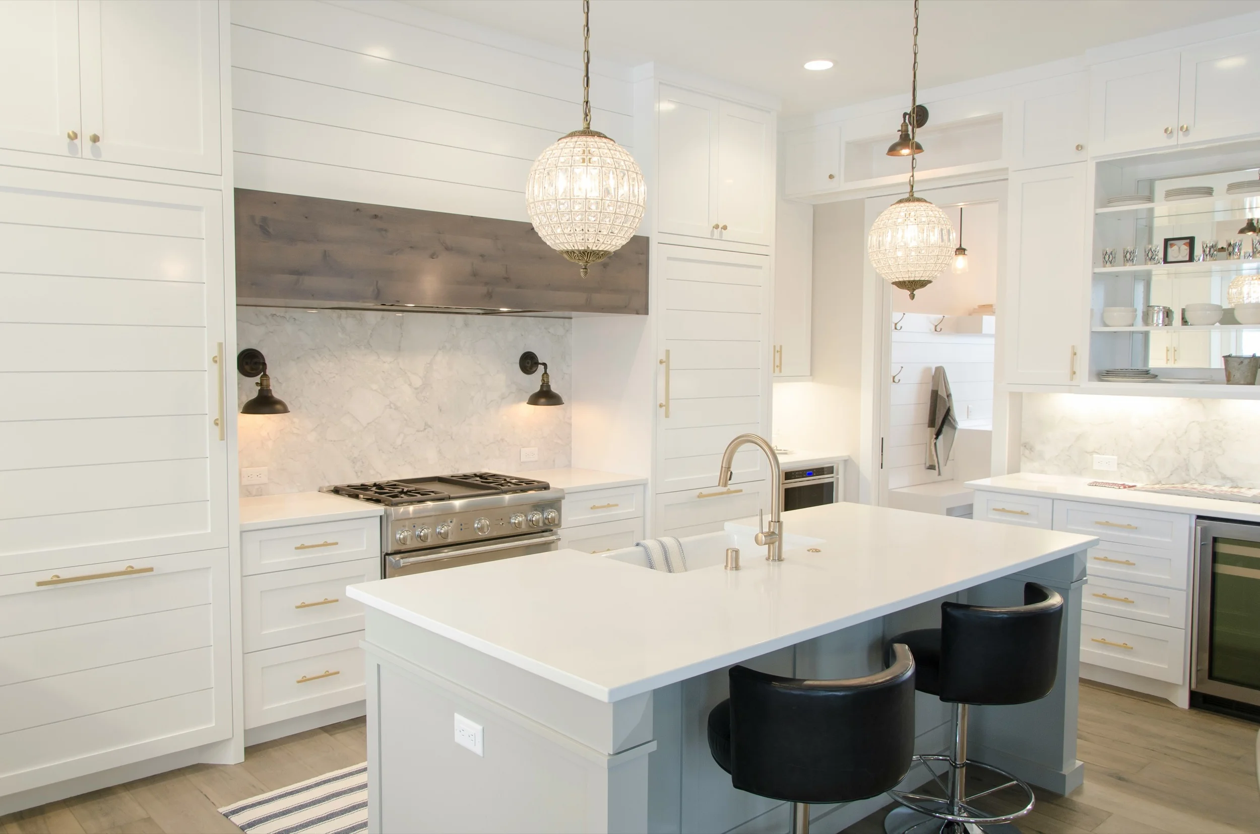 Tiled kitchen backsplash